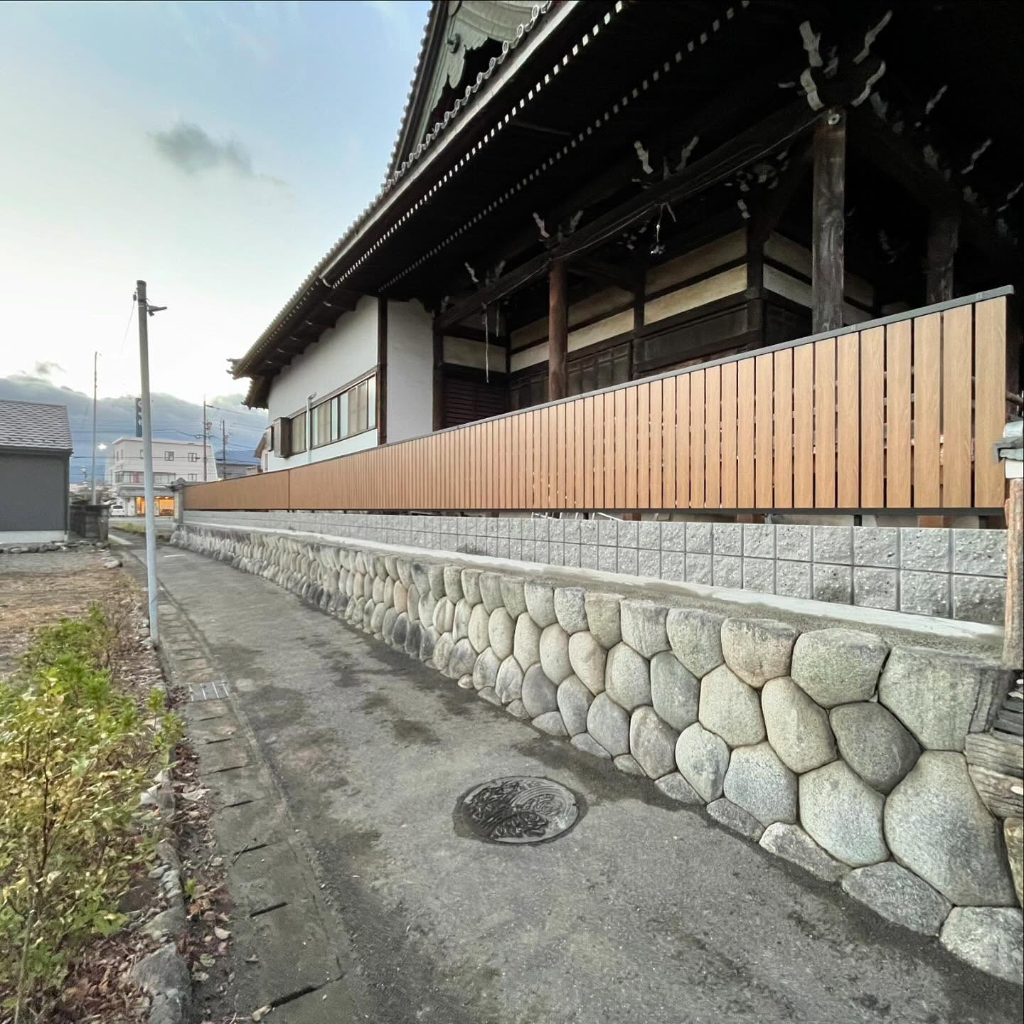 岐阜県神戸町でフェンス工事を施工させていただきました🏡✨。