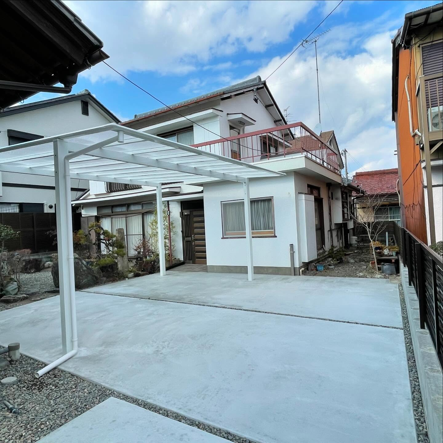 🏡✨本日は岐阜県大垣市のお客様からのご依頼で、駐車場のリフォ...