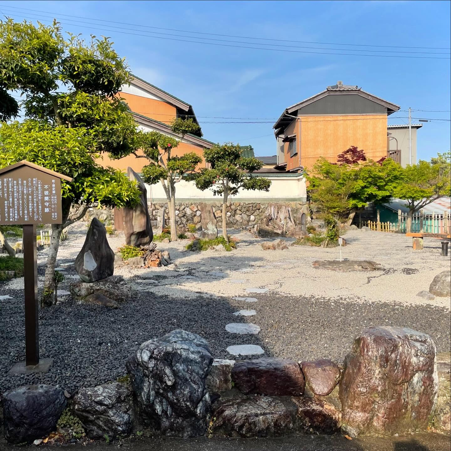 🌿 明るいお庭はいかがですか?岐阜県関ヶ原町のお宅で、草の管...